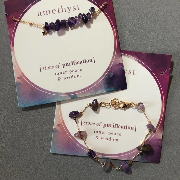 RAW Amethyst bar on delicate gold chain - Picture 5 of 5